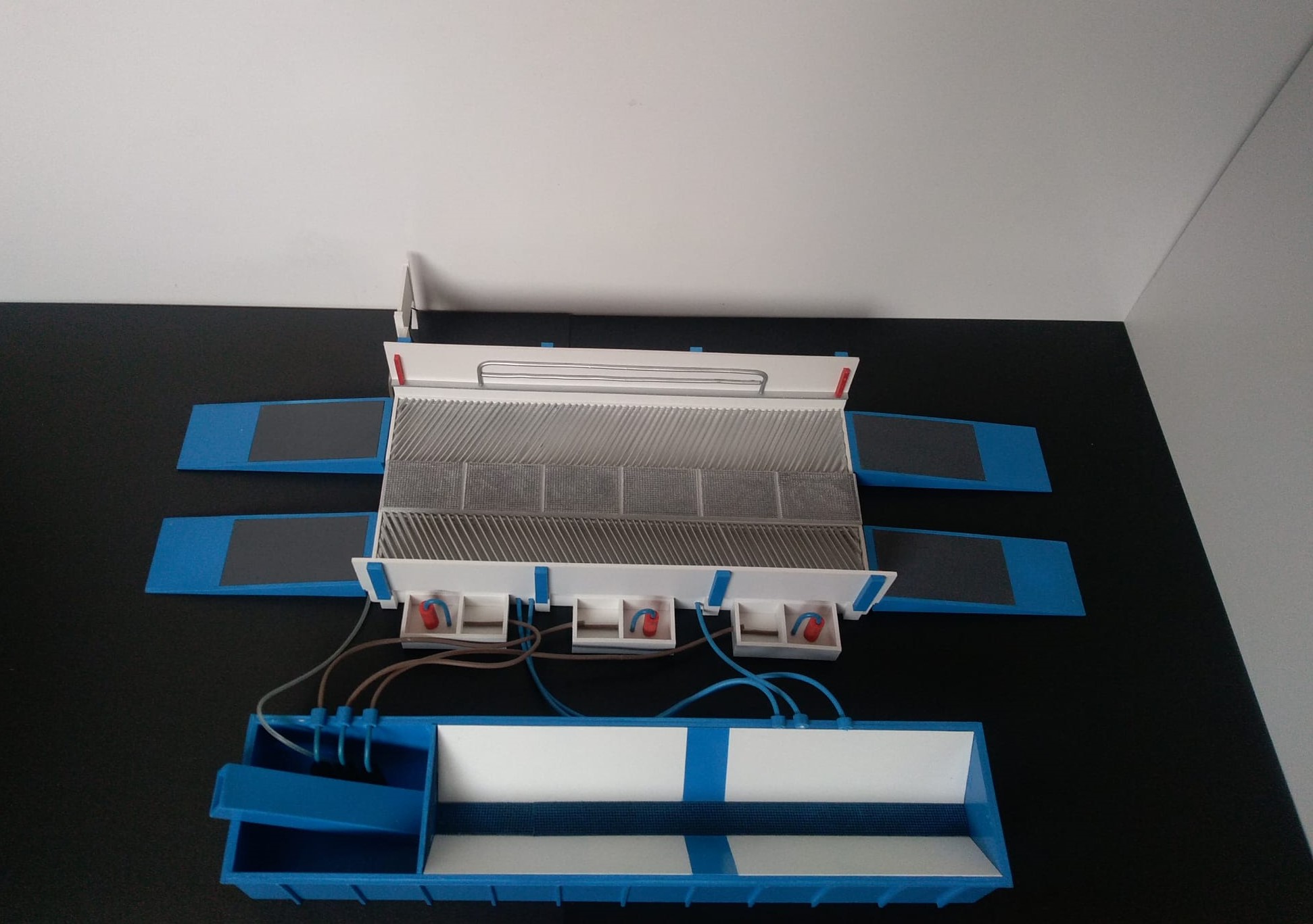 Macheta instalatie de spalare camioane